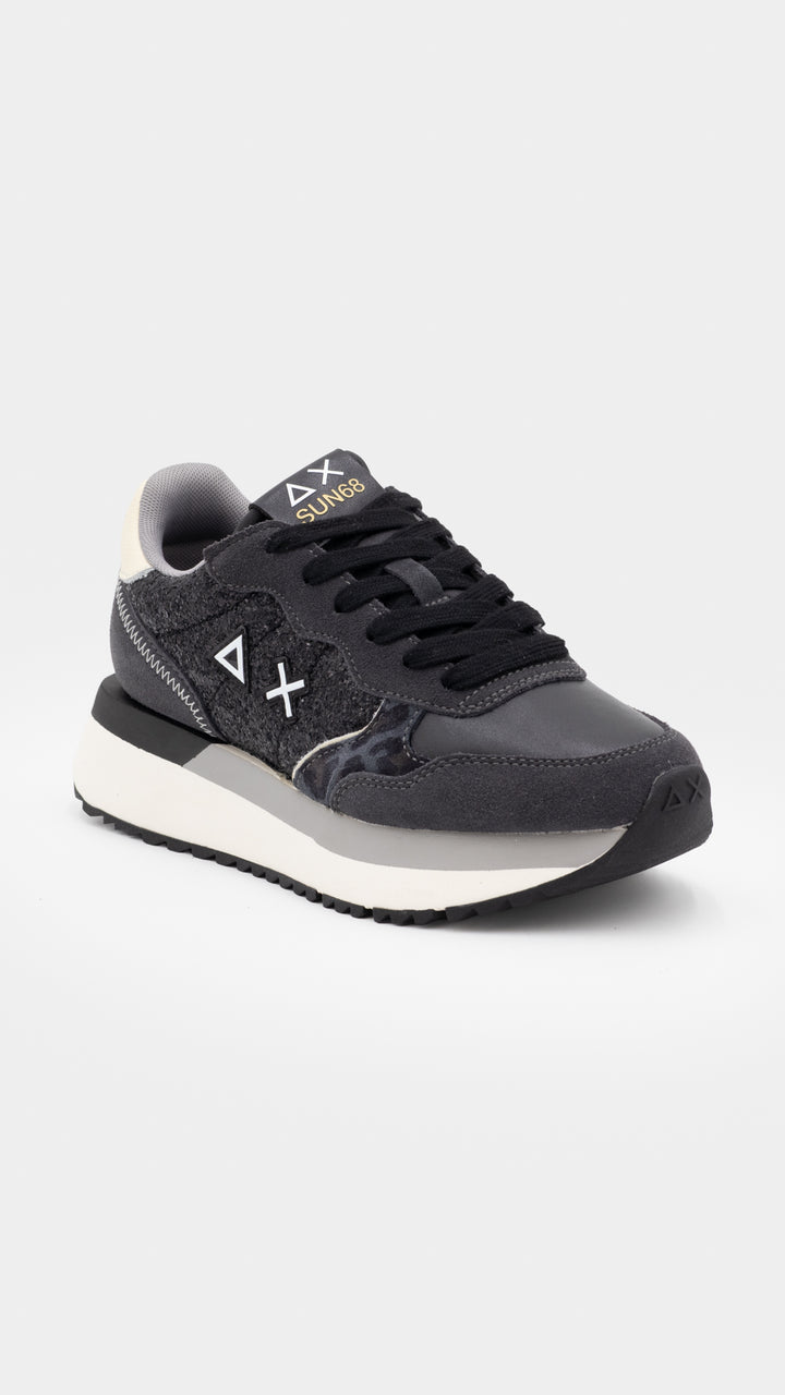 BLACK PLATFORM