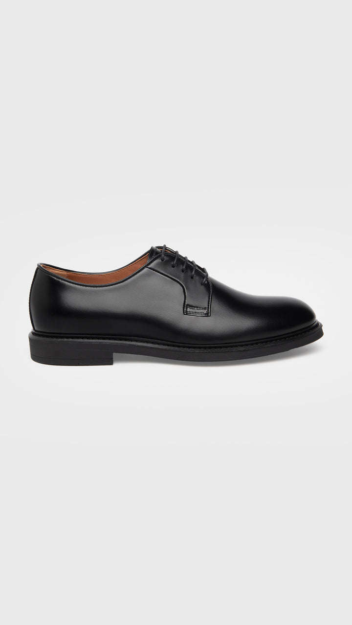 STRINGATE IN PELLE