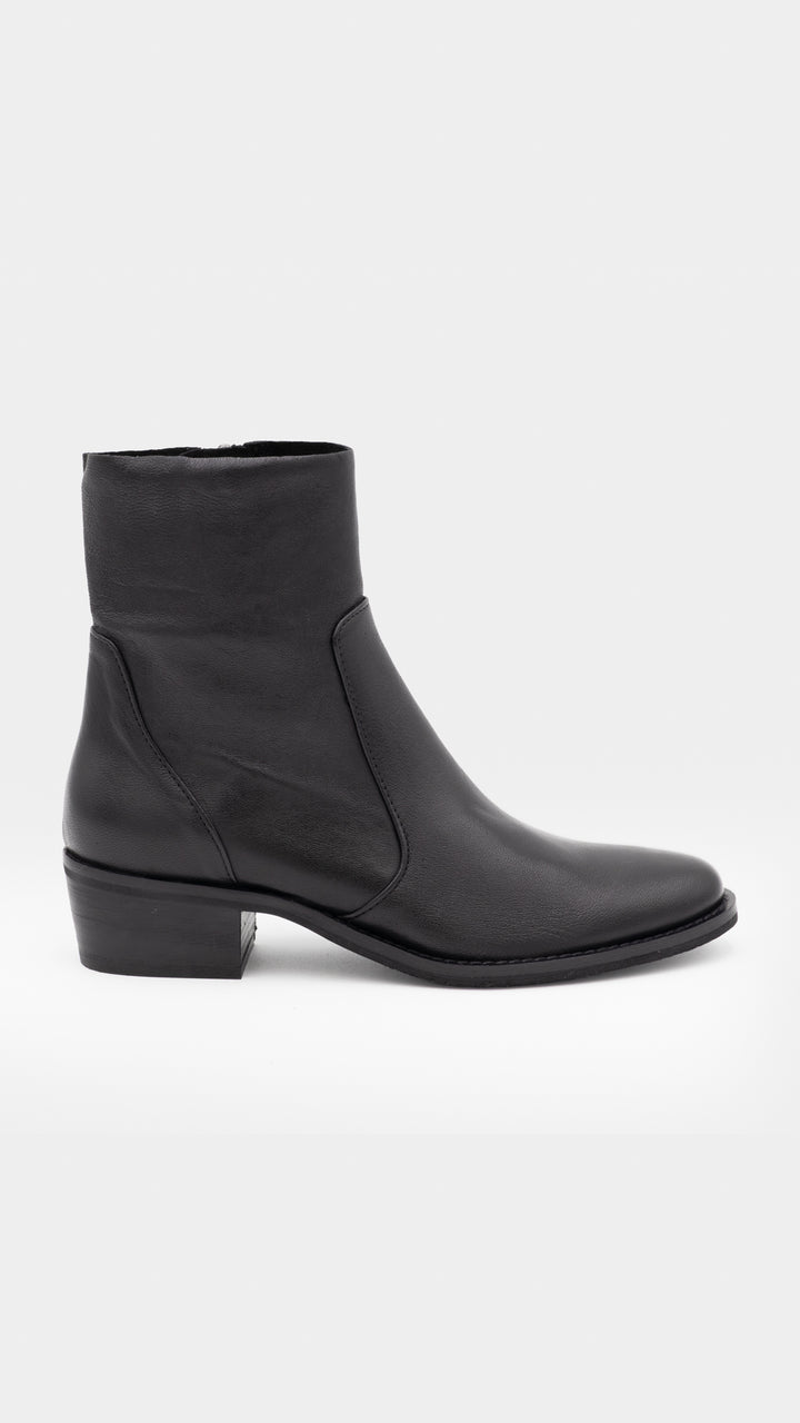 STIVALETTO NERO