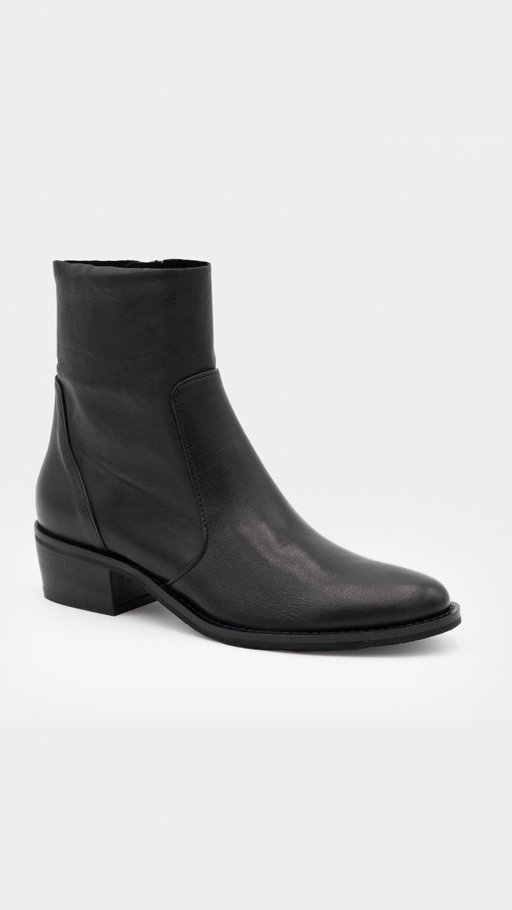 STIVALETTO NERO