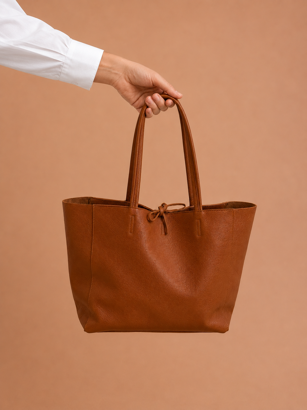 BORSA IN MORBIDA PELLE FRAU