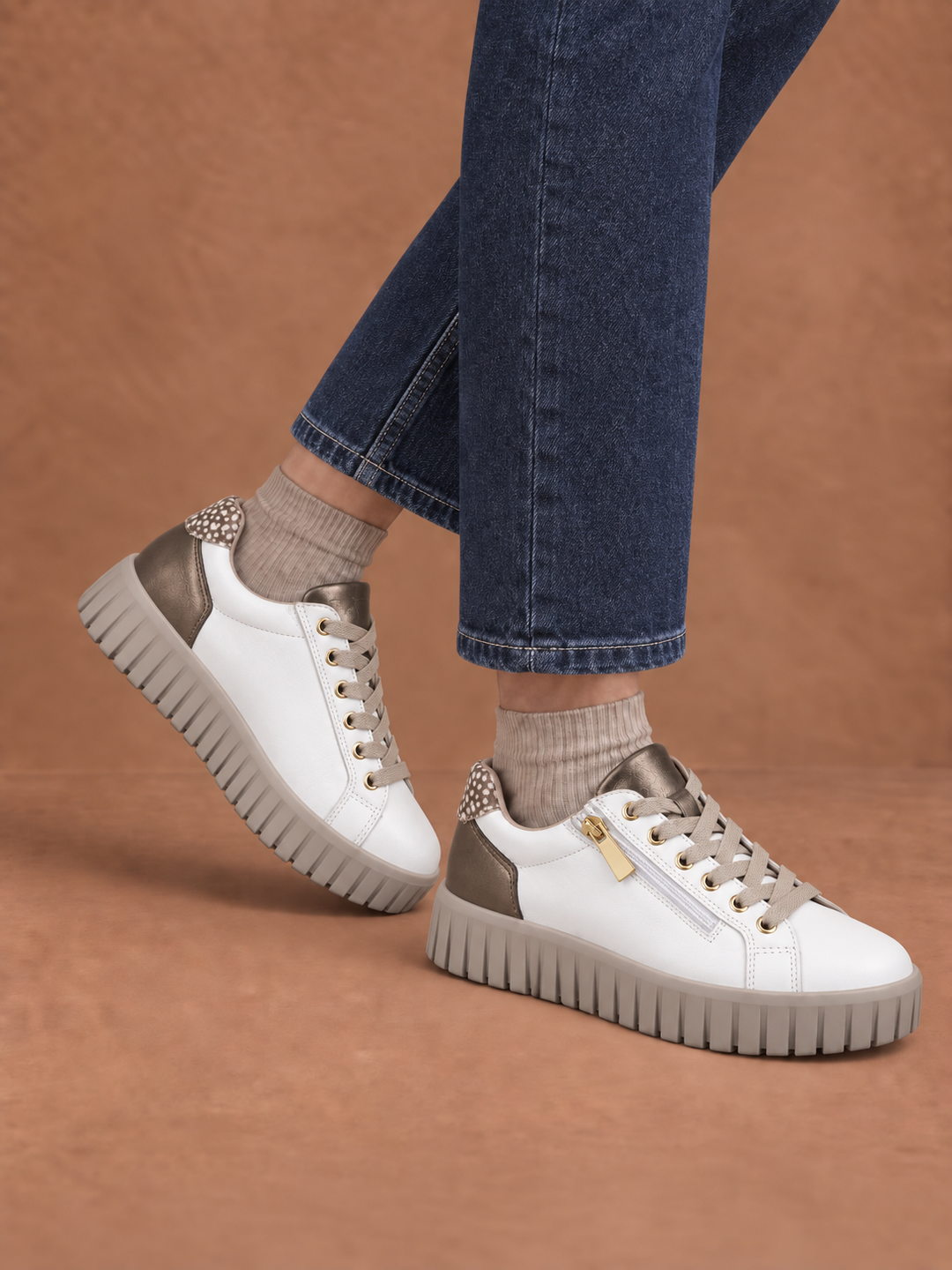 IGI&CO 2168611 Sneakers con zeppa da donna bianco con zip