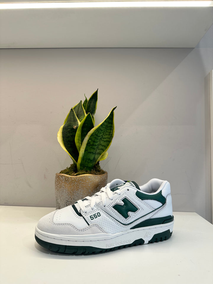 NEW BALANCE 550