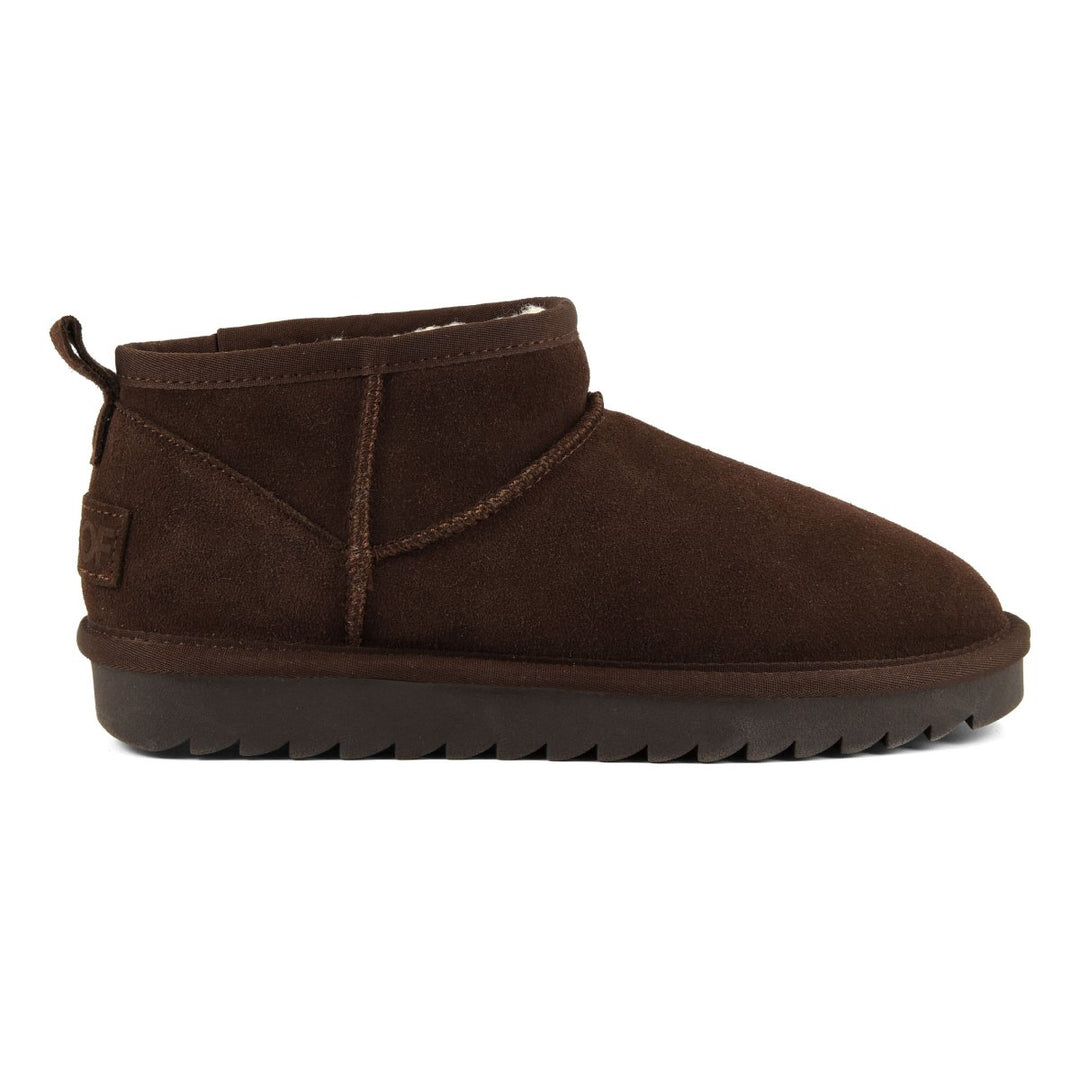 COLORS OF CALIFORNIA MIWO SHEEPSKIN