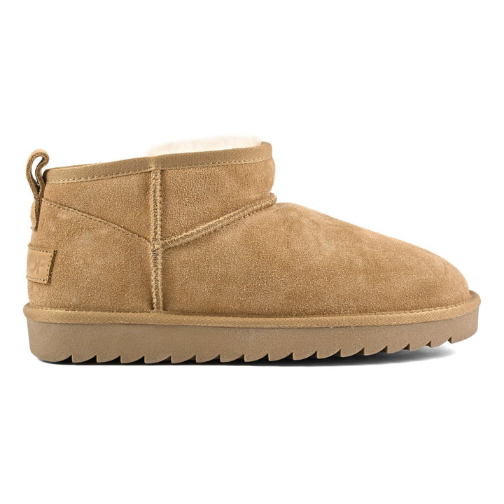 COLORS OF CALIFORNIA MIWO SHEEPSKIN