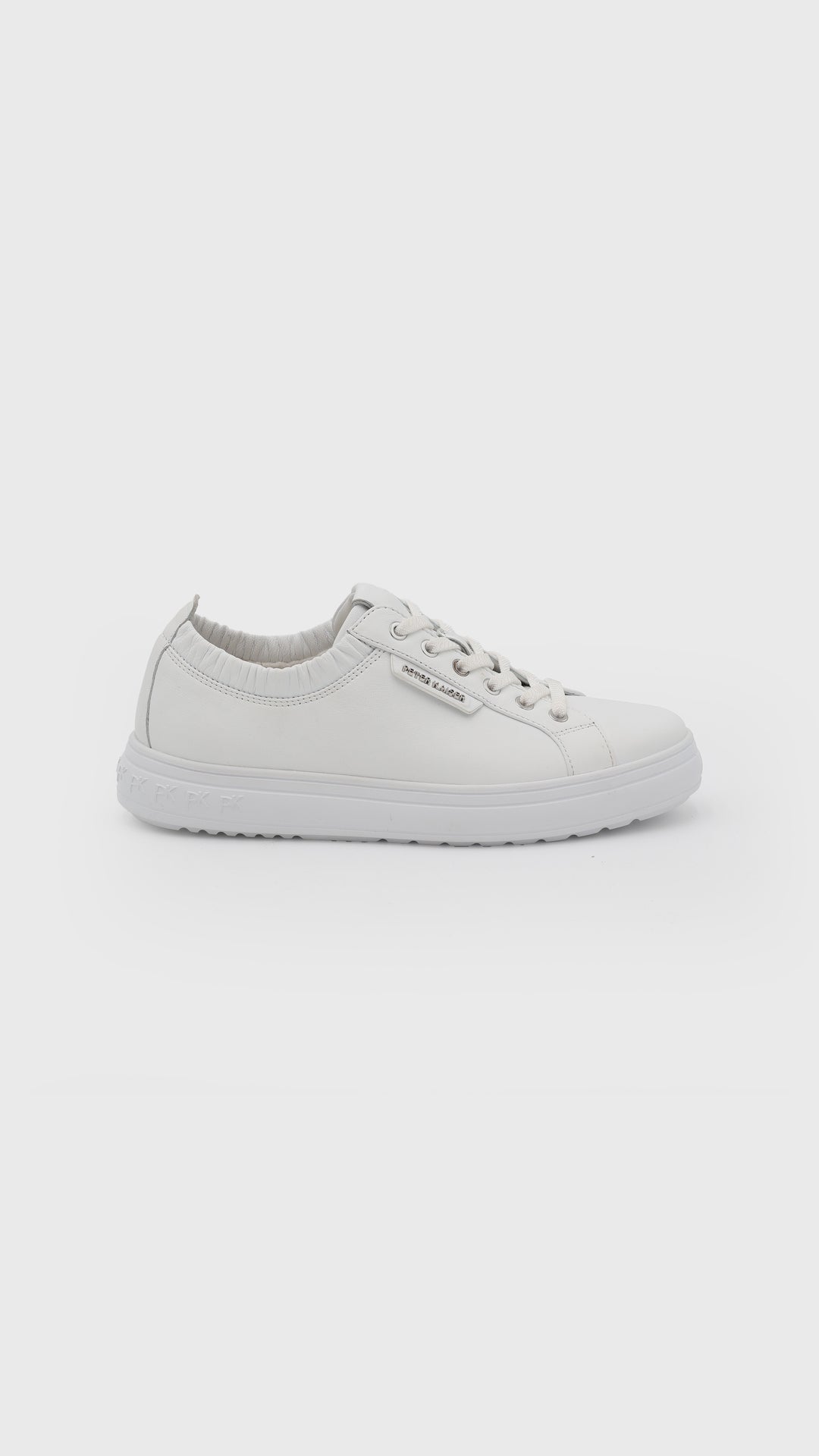 SNEAKERS WHITE SLIP ON