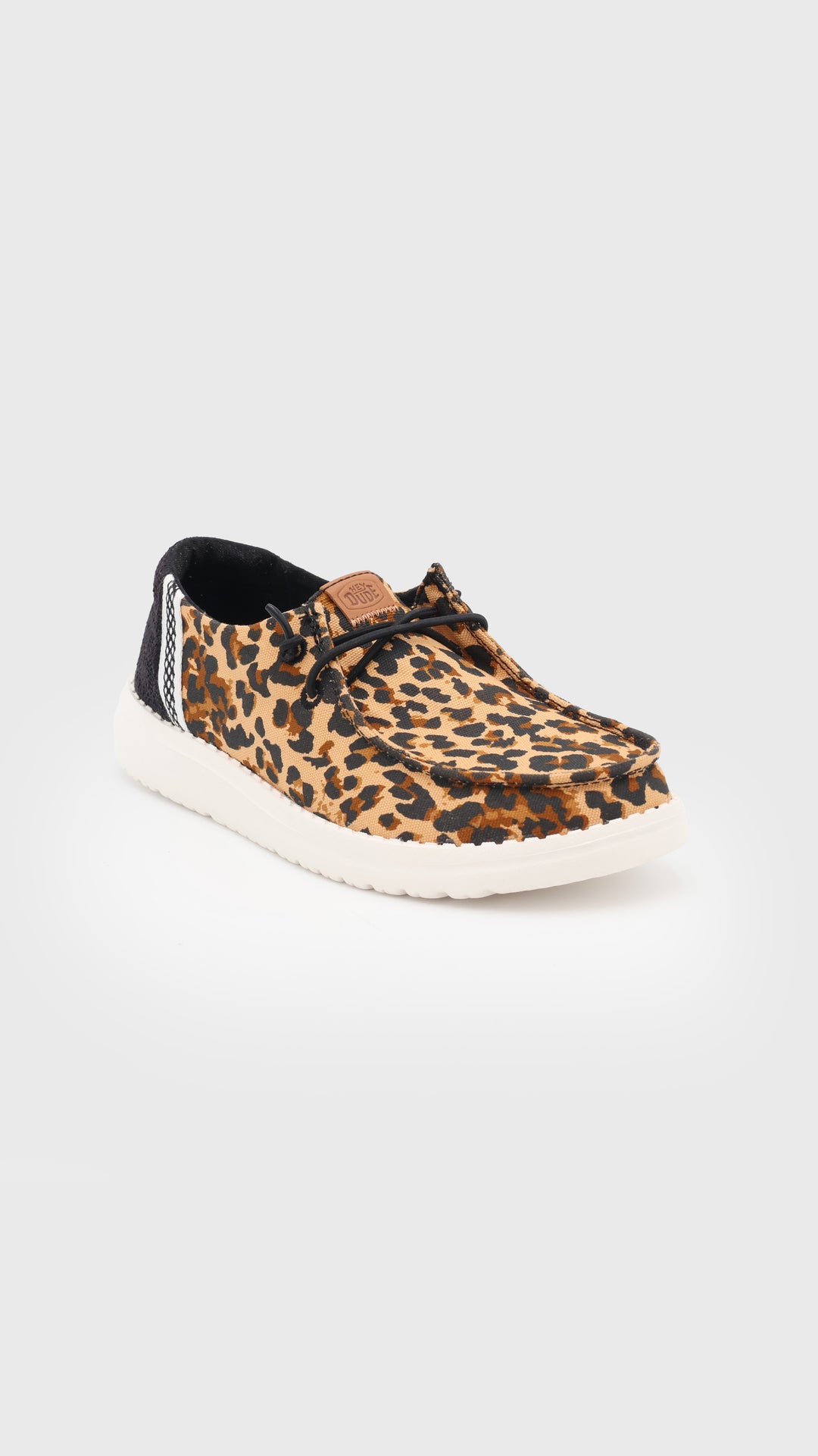 HEY DUDE LEOPARDATA