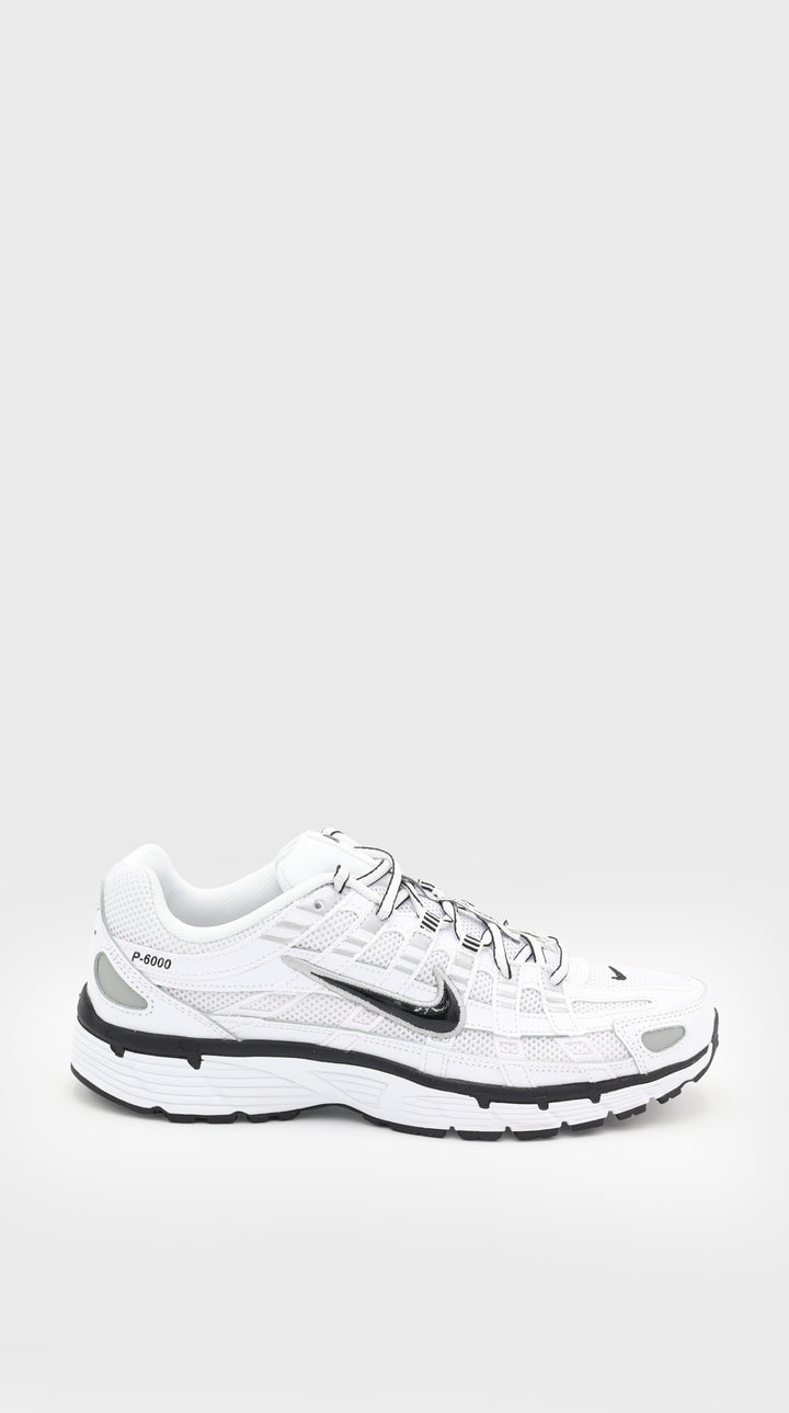 NIKE P6000